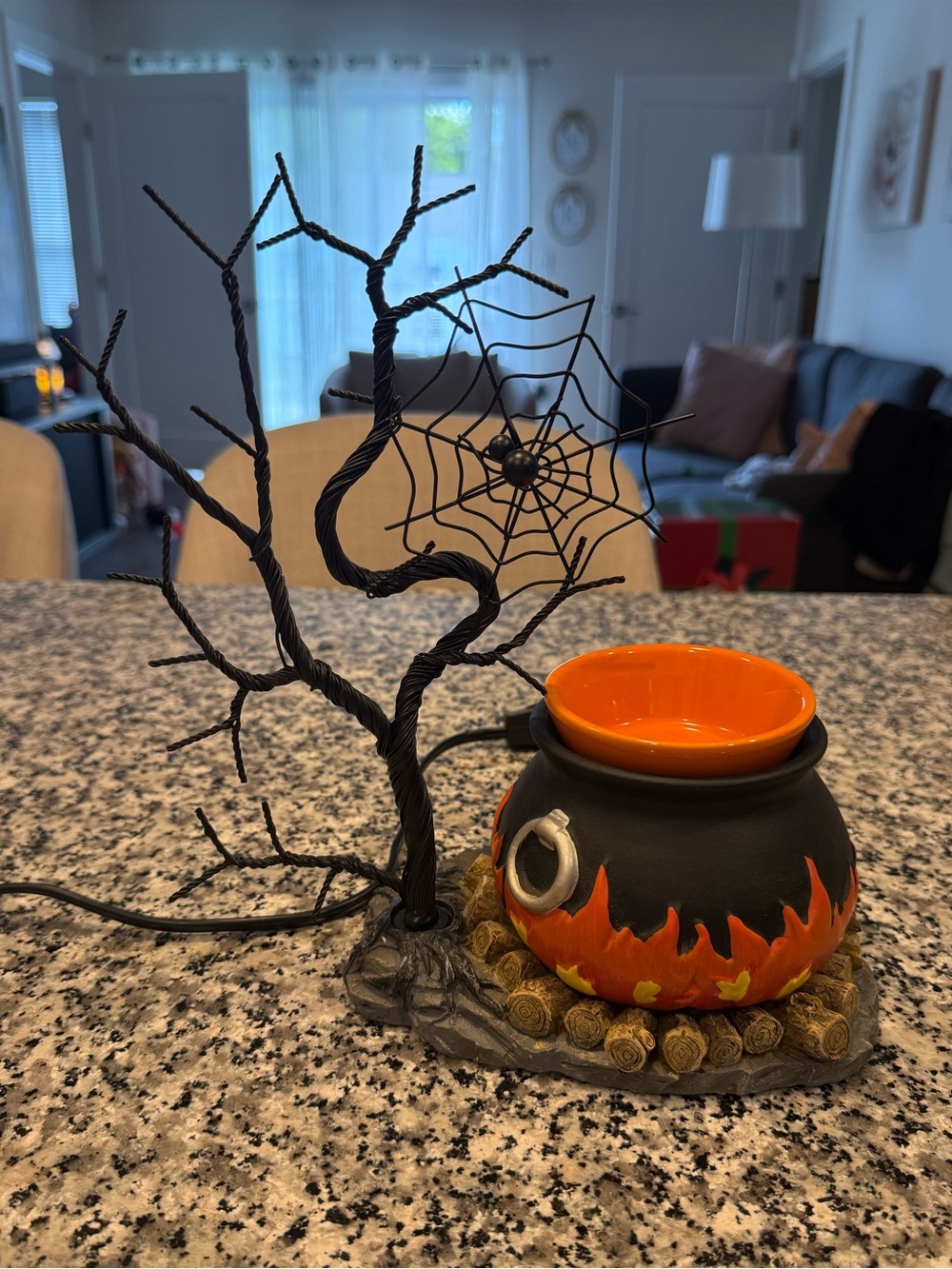 Scentsy 2016 Hocus Pocus Halloween Warmer